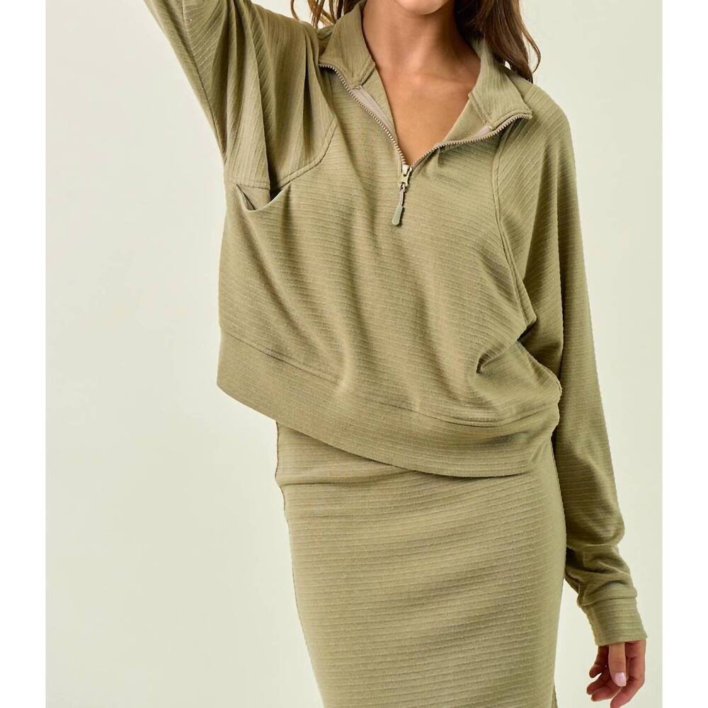 NEW DOE AND RAE stripe textured half zip top in light olive